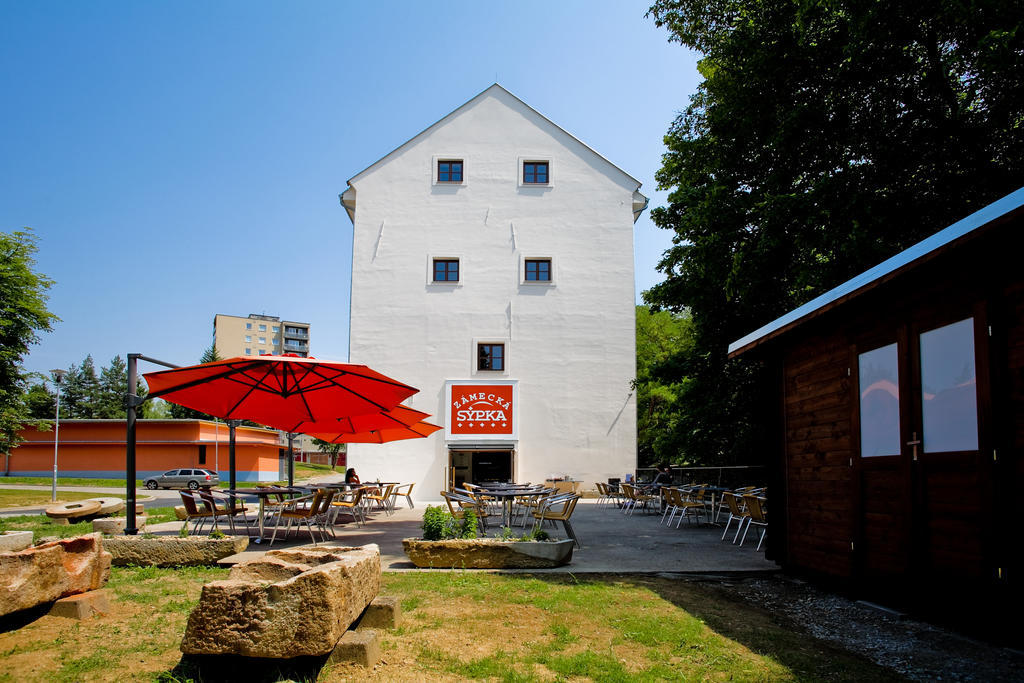 Hotel Zamecka Sypka بلانسكو المظهر الخارجي الصورة